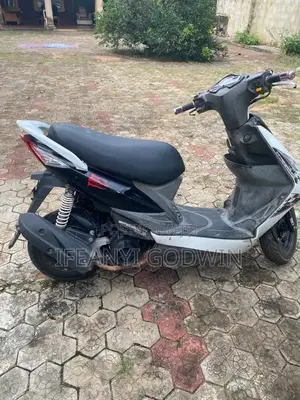 Kymco 2021 White