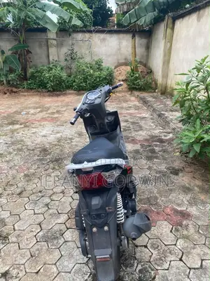 Kymco 2021 White
