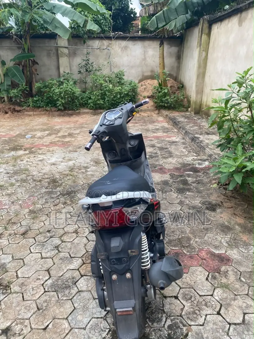 Kymco 2021 White