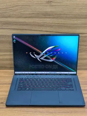 New Laptop Asus ROG Zephyrus M16 16GB Intel Core i9 SSD 1T