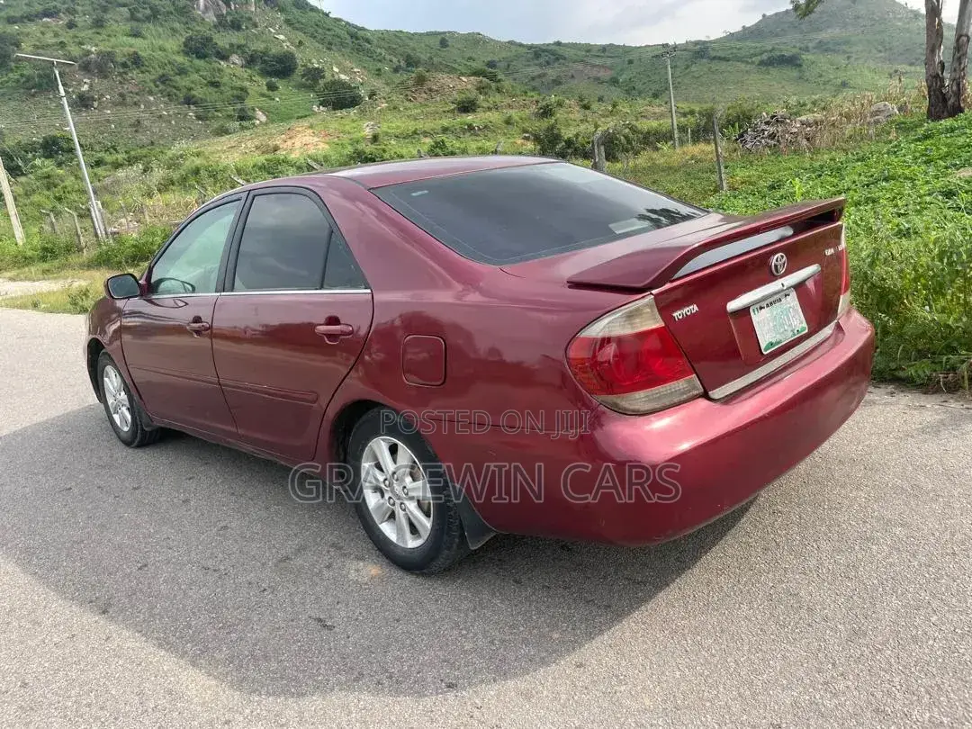 Toyota Camry 2006 Red