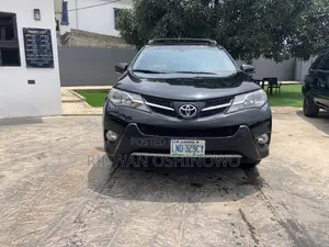 Toyota RAV4 Limited 4dr SUV AWD (2.5L 4cyl 6A) 2015 Black