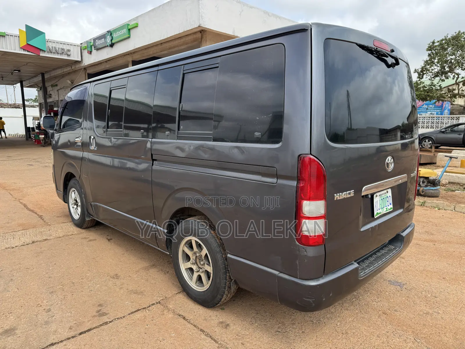 Toyota HiAce 1998 Grey