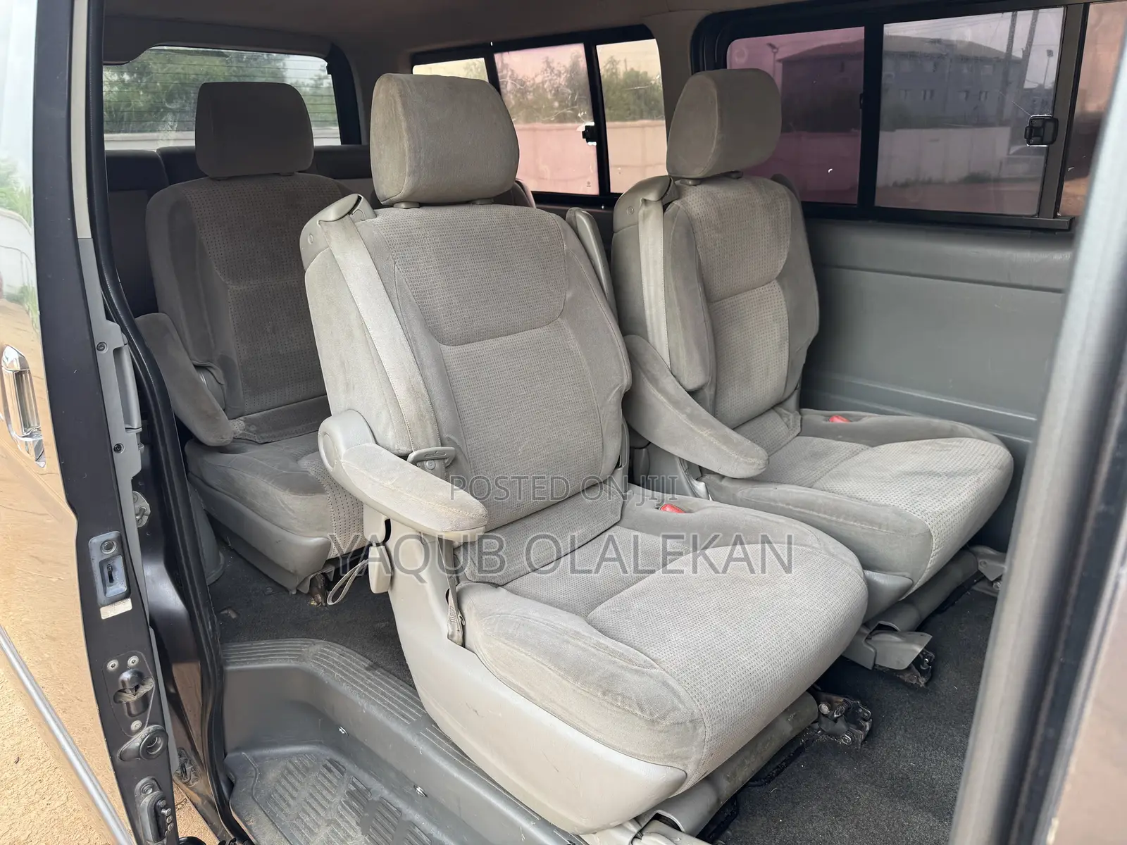 Toyota HiAce 1998 Grey