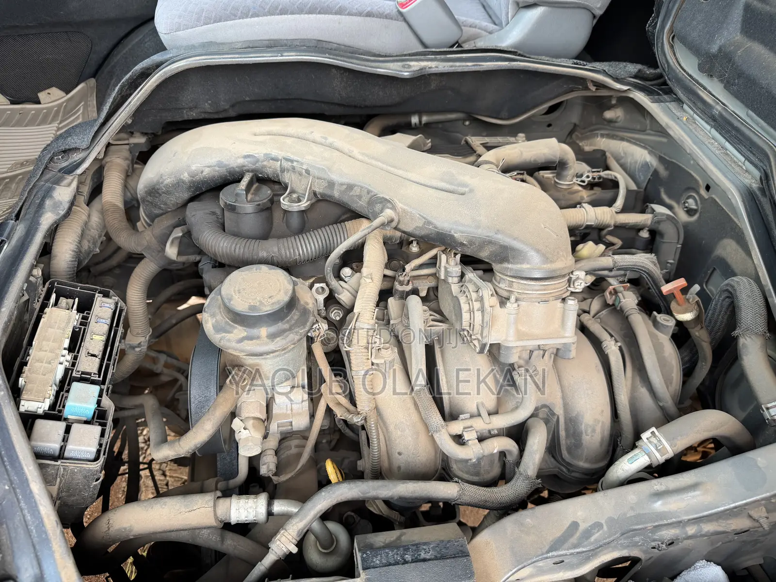 Toyota HiAce 1998 Grey