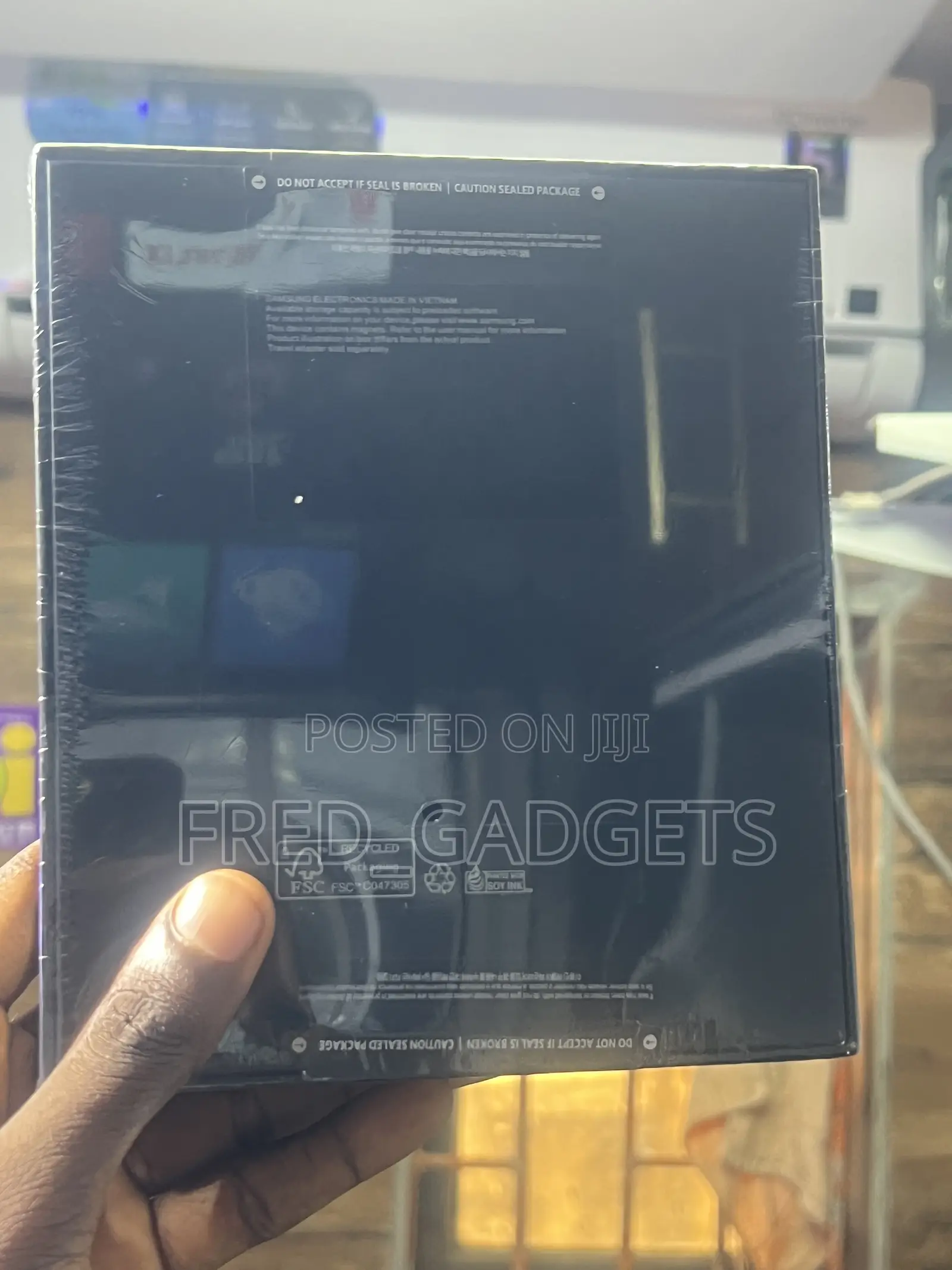 New Samsung Galaxy Fold 512 GB Black