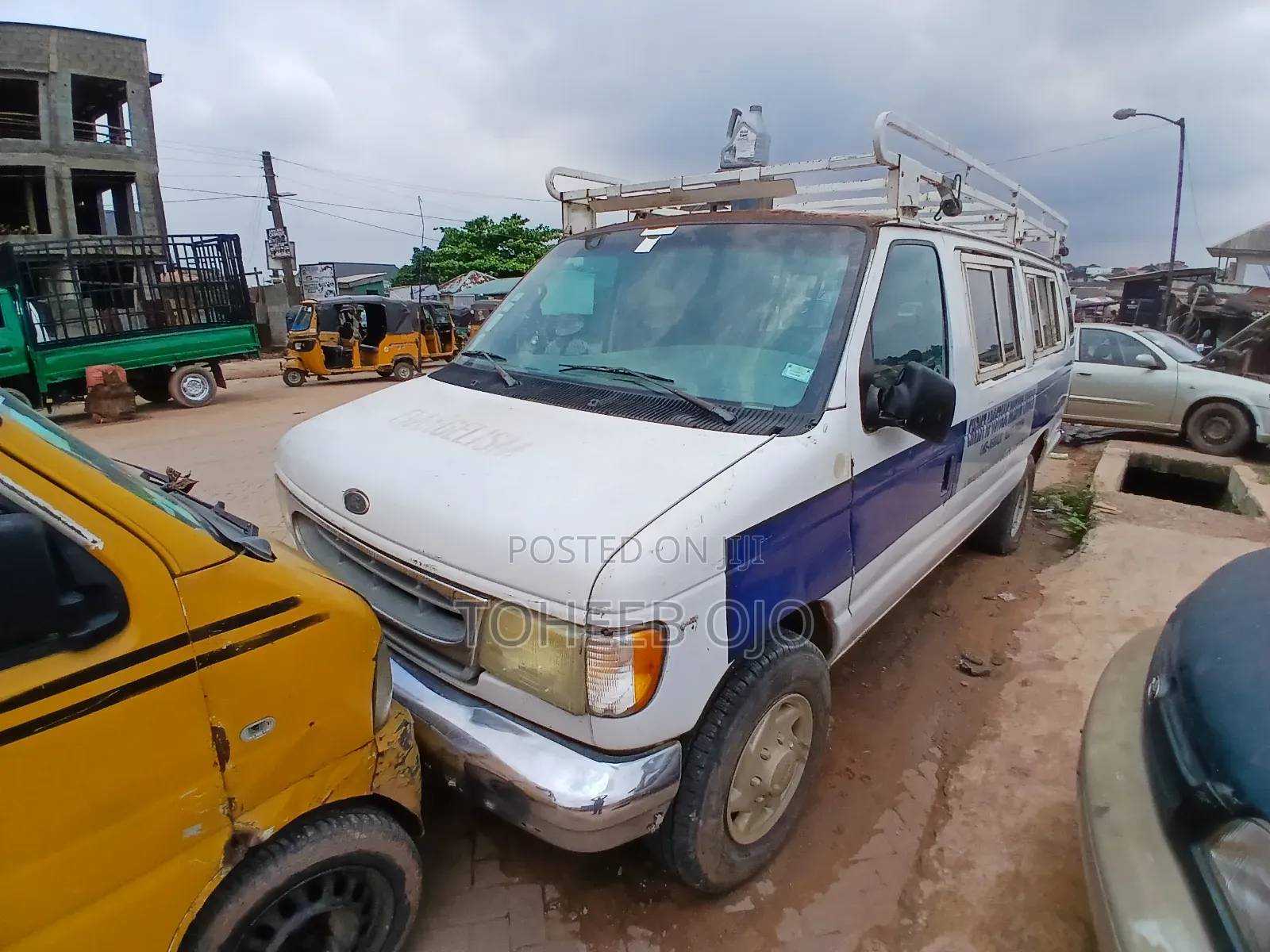 Ford Transit 1996 White