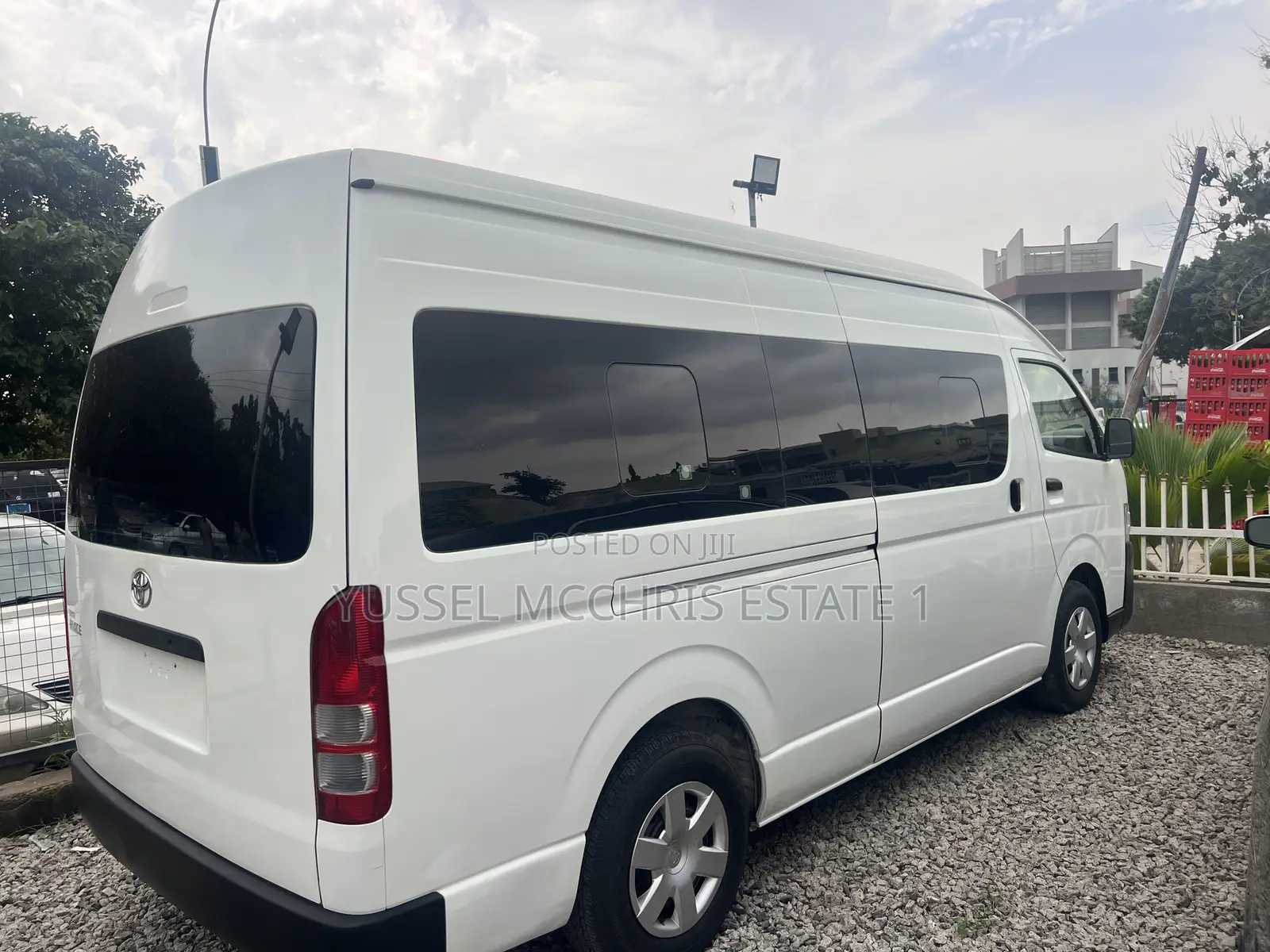 Toyota HiAce 2019 White