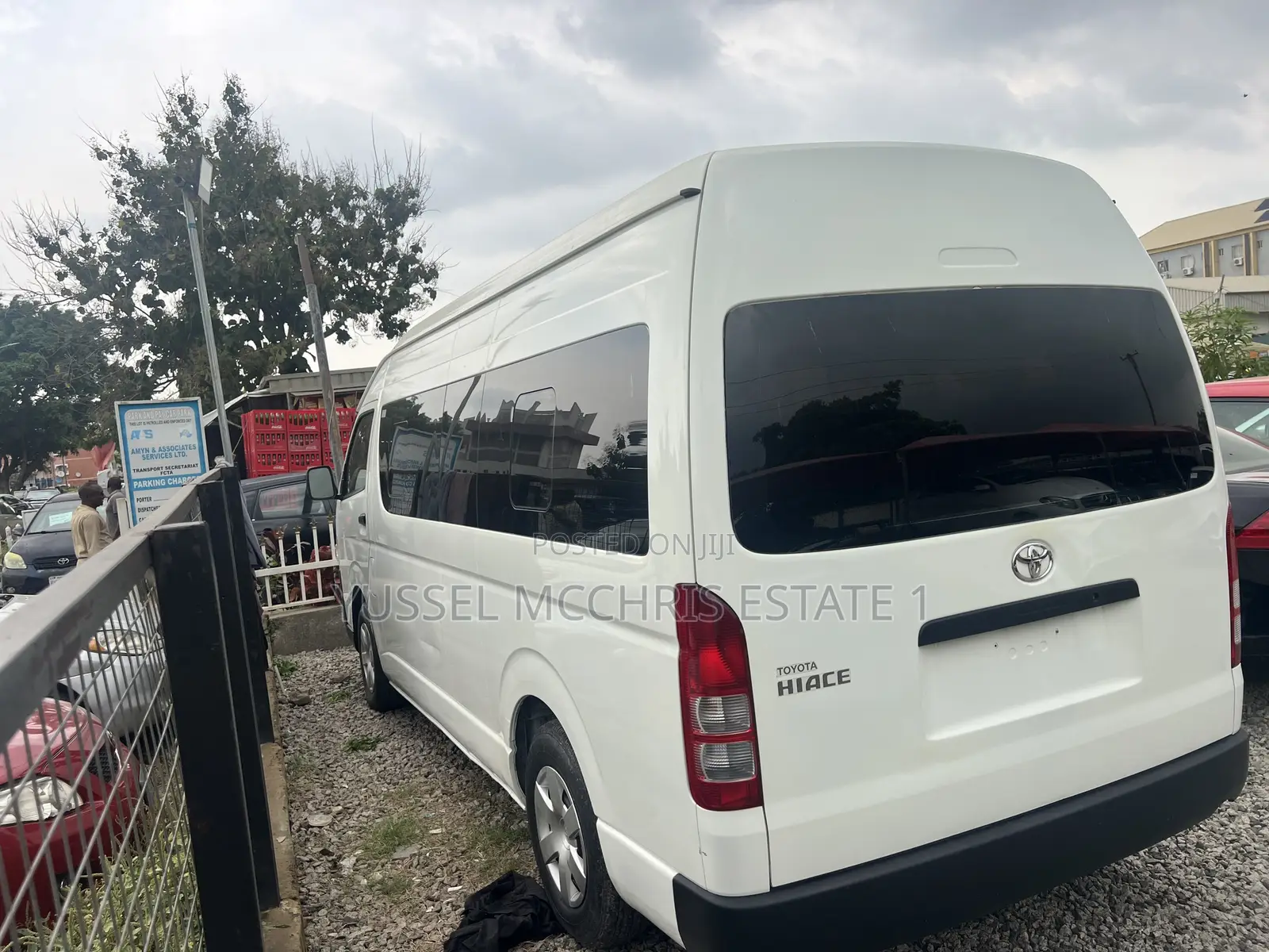 Toyota HiAce 2019 White