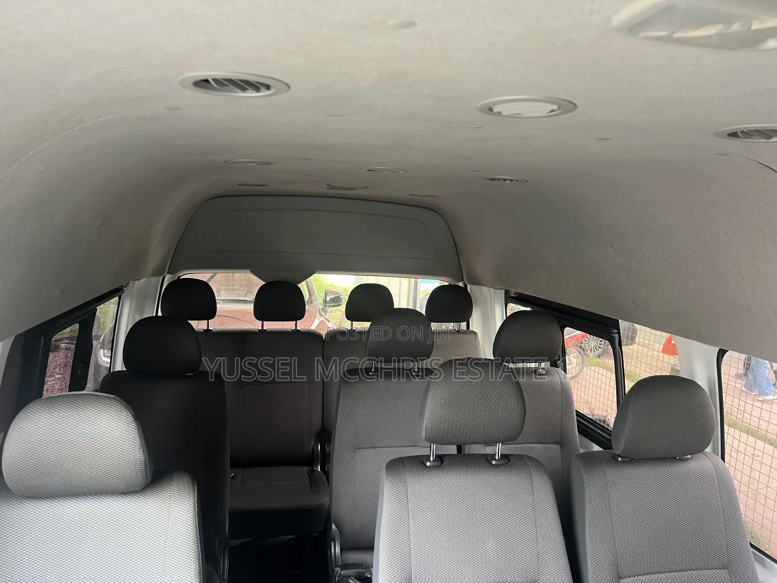 Toyota HiAce 2019 White