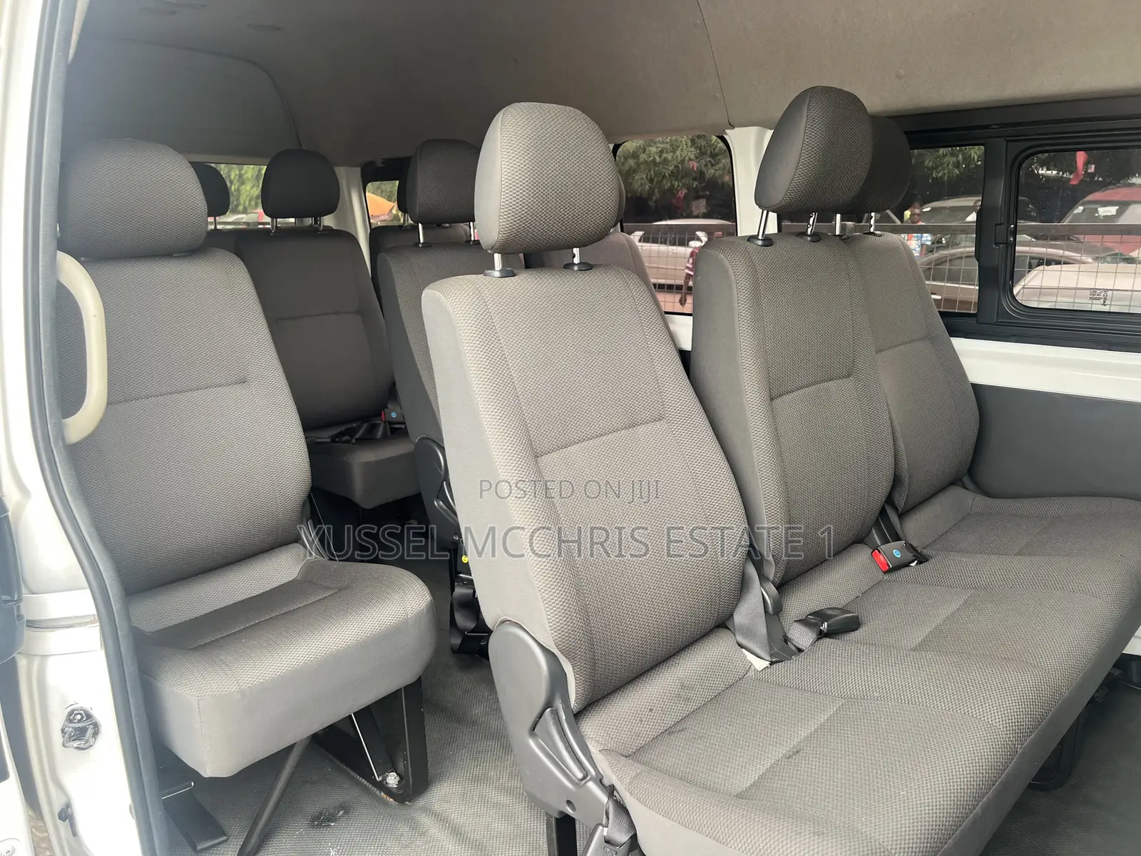 Toyota HiAce 2019 White