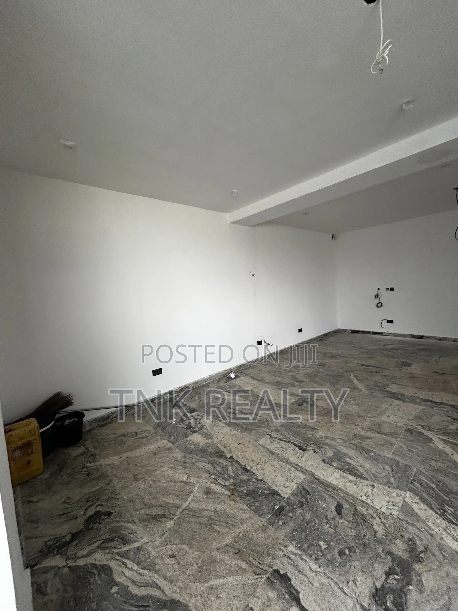 Shop/Office Space for Rent