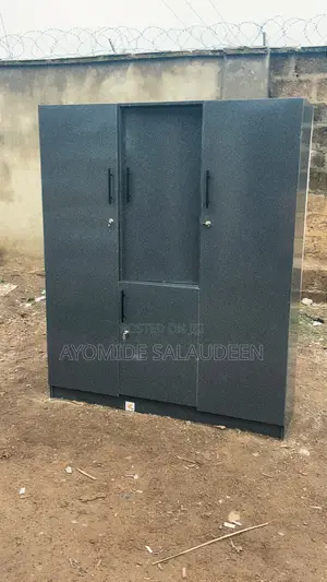 Wardrobe 3 Door