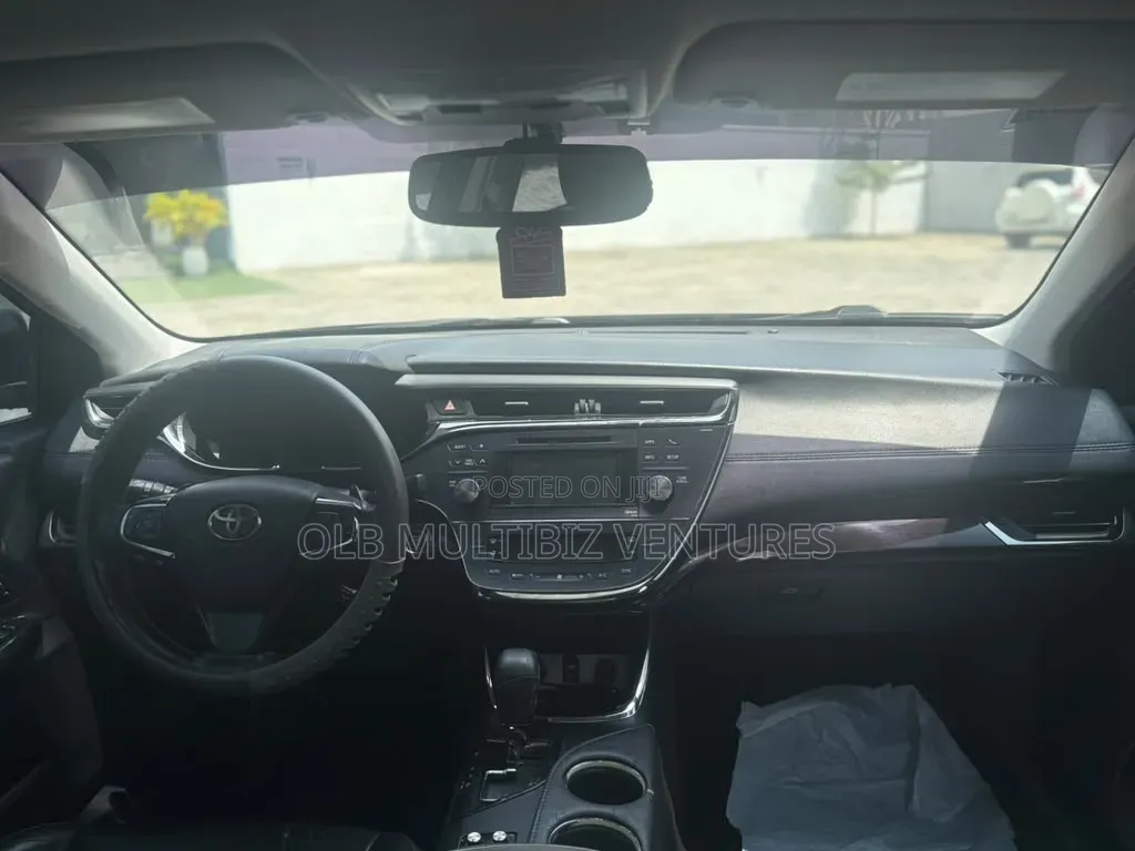 Toyota Avalon 2014 Red