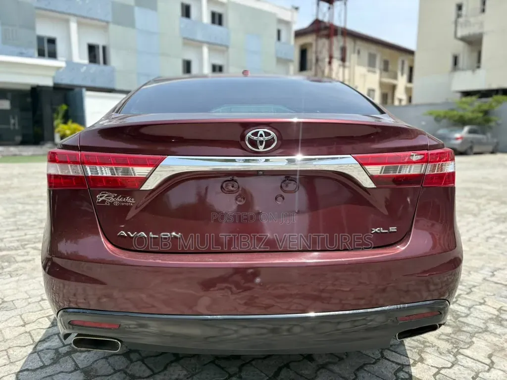 Toyota Avalon 2014 Red