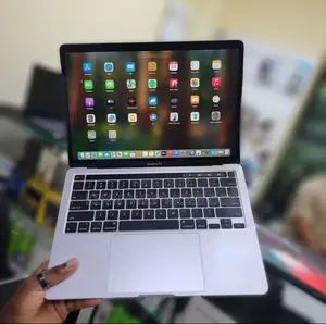 Laptop Apple MacBook Pro 2020 16GB Intel Core i5 SSD 1T