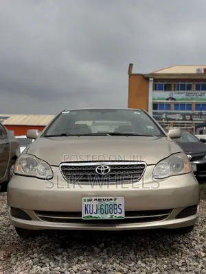 Toyota Corolla 2007 Gold