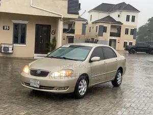 Toyota Corolla LE 2007 Gold