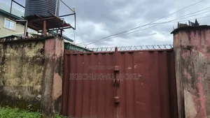 5bdrm Block of Flats in Umuahia for sale