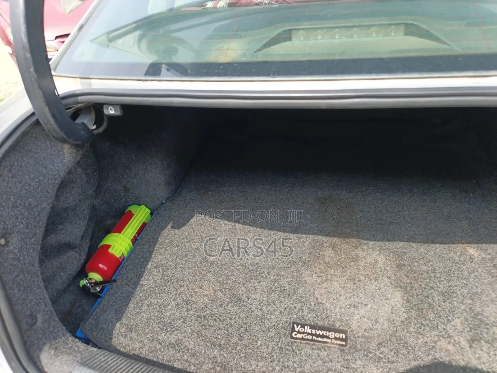 Volkswagen Passat 2012 Silver