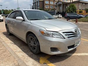 Toyota Camry LE V6 4dr Sedan (3.5L 6cyl 6A) 2011 Silver