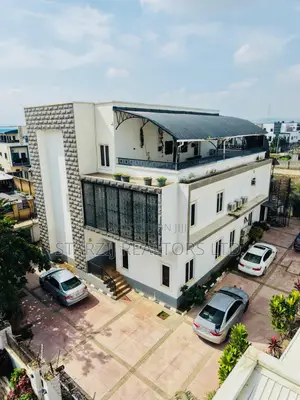 Furnished 6bdrm Duplex in Idu Industrial for sale