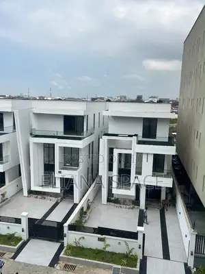 5bdrm Duplex in Admiralty Way, Lekki Phase 1 for sale