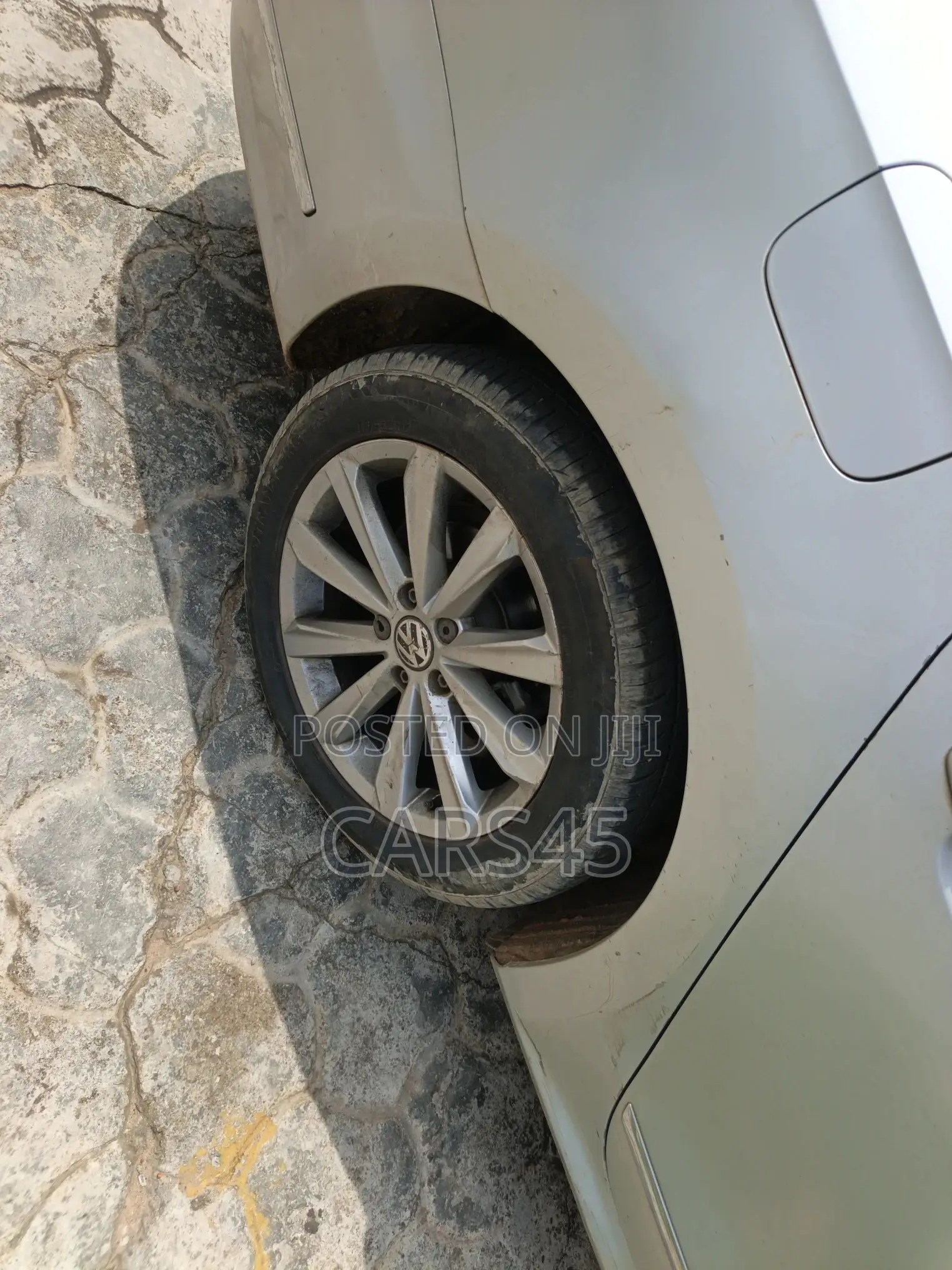 Volkswagen Passat 2012 Silver