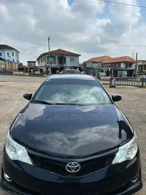 Toyota Camry LE 4dr Sedan (2.5L 4cyl 6A) 2014 Black