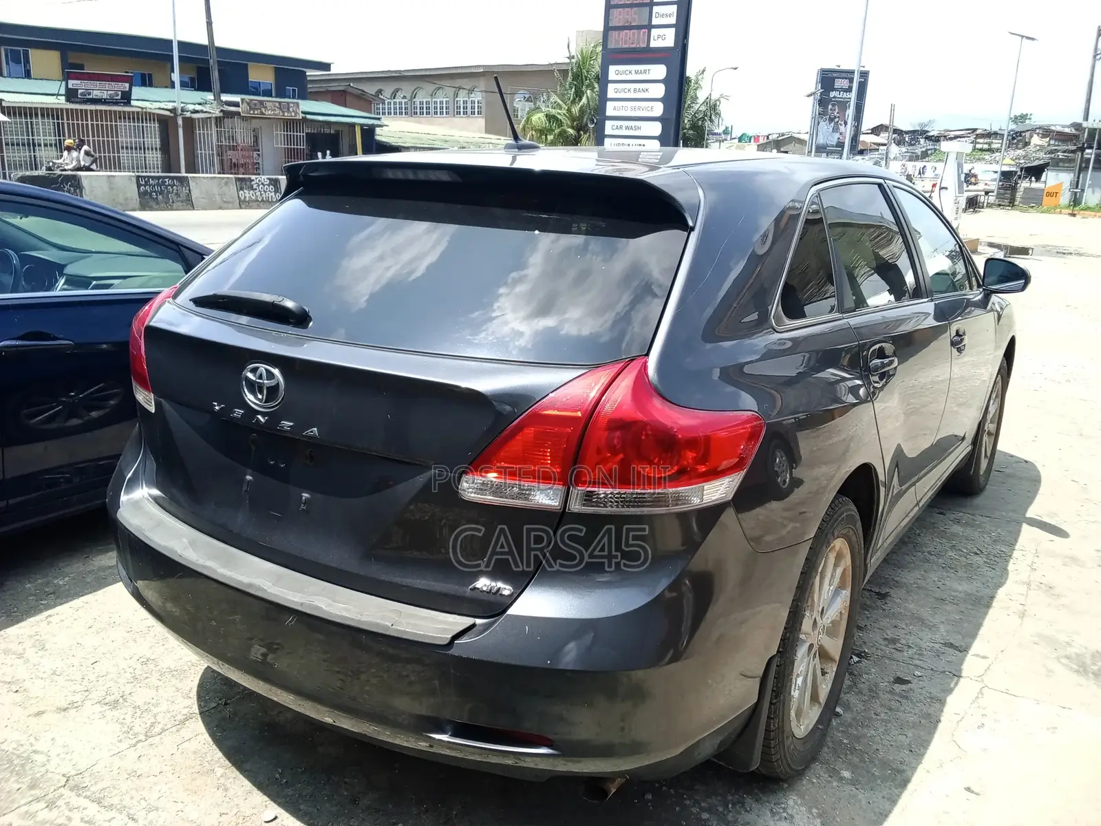 Toyota Venza 2011 Gray