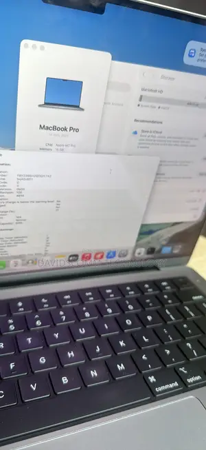 Laptop Apple MacBook Pro 2023 M2 Pro 16GB Apple M2 SSD 1T