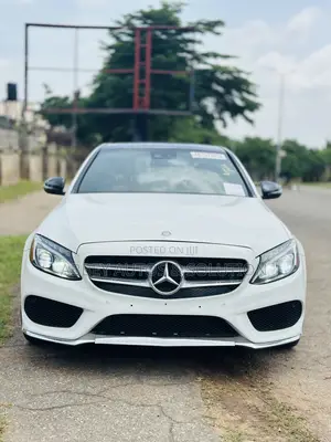 Mercedes-Benz C300 2017 White
