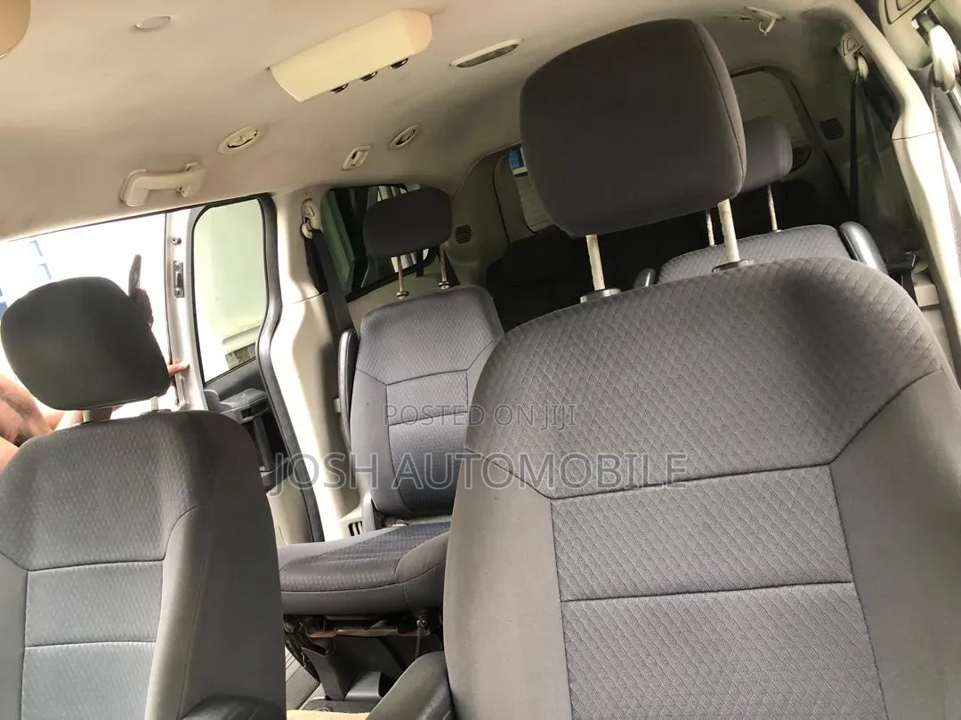 Dodge Caravan 2016 Silver
