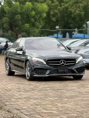 Mercedes-Benz C400 2016 Black