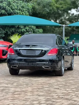 Mercedes-Benz C400 2016 Black