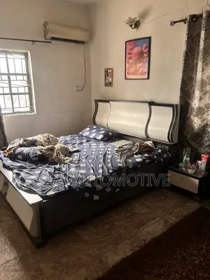 Clean 6x6 King Size Bed Frame + Mattress + Bedside Drawer