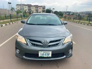 Toyota Corolla 2013 Gray