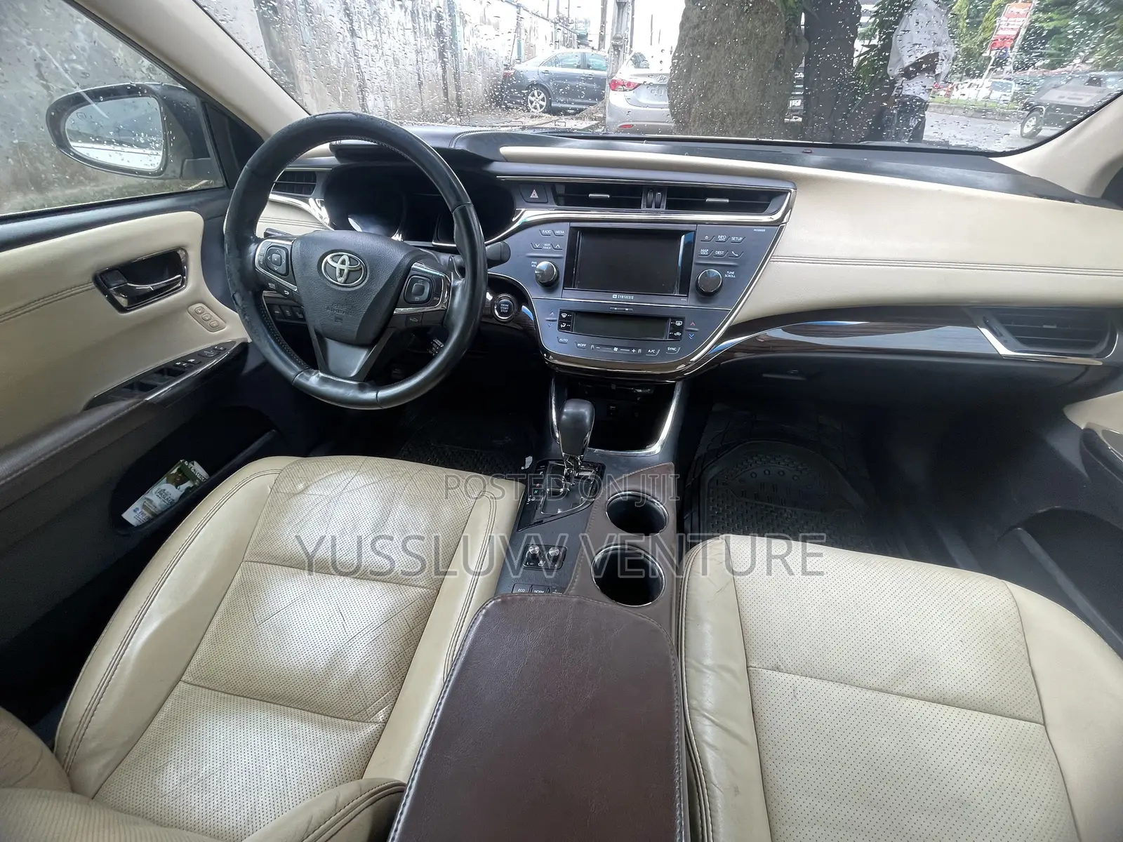 Toyota Avalon 2014 White