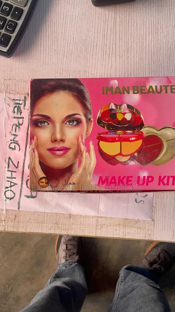 Best Make Up Kit(iman Beauty)