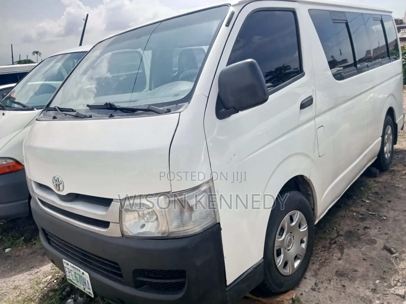 Toyota HiAce 2005 White
