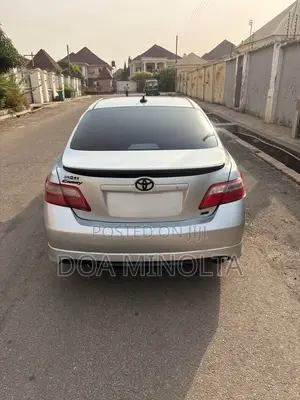 Toyota Camry 2009 Silver