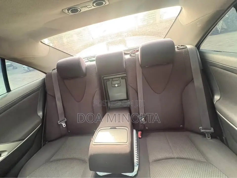 Toyota Camry 2009 Silver