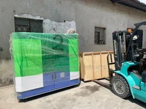 Brand New Automatic 3 Cavity Plastic Bottle Blowing Machine