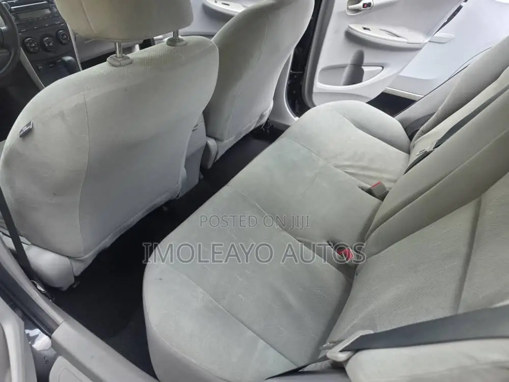 Toyota Corolla 2013 Black