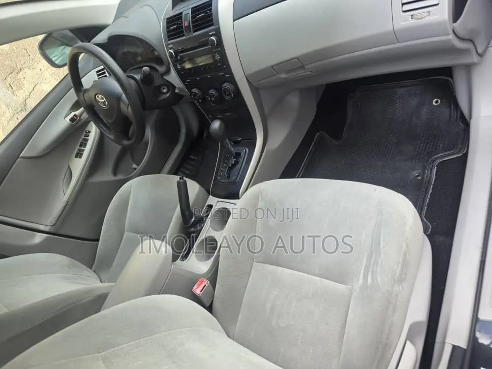 Toyota Corolla 2013 Black