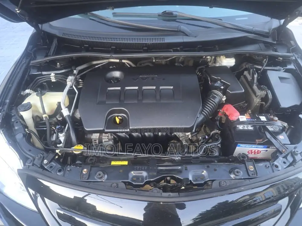 Toyota Corolla 2013 Black