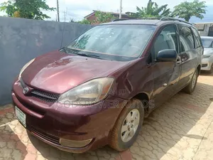 Toyota Sienna XLE AWD 2006 Red