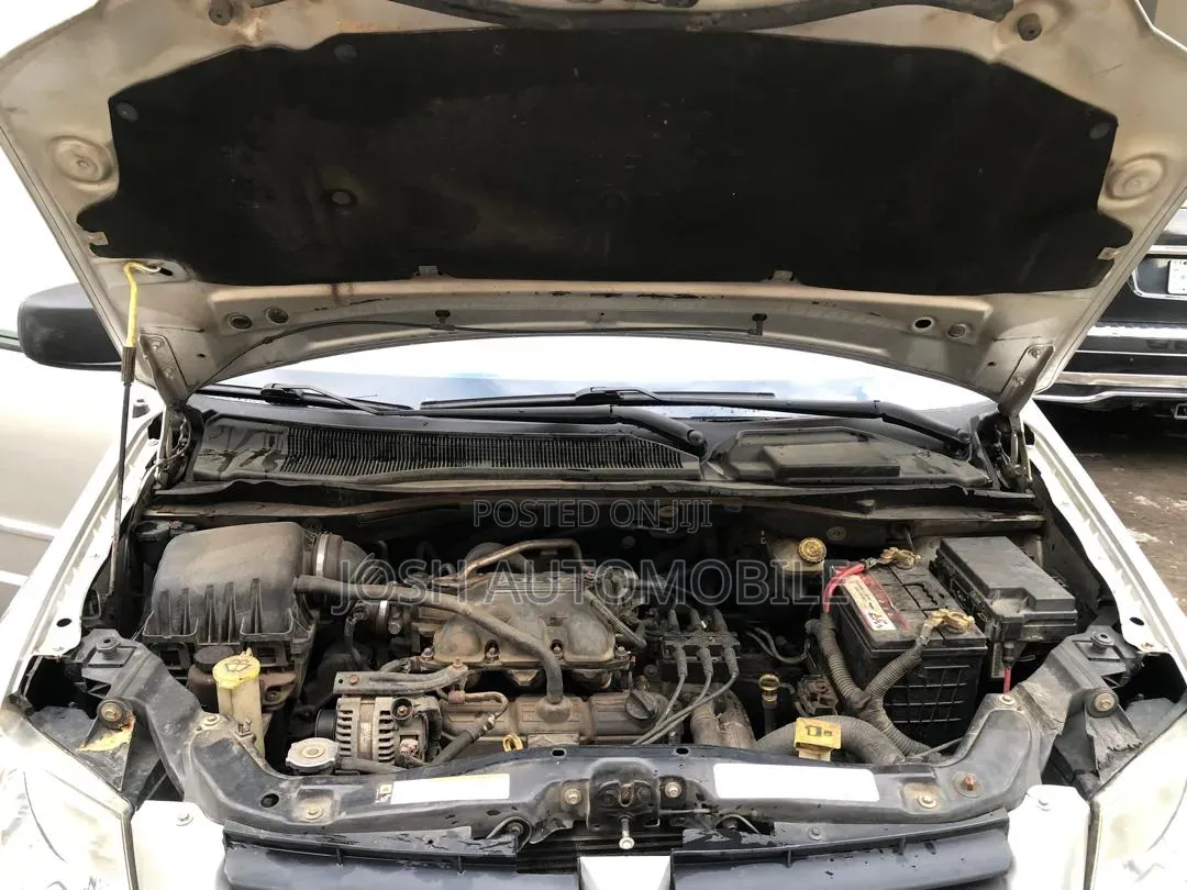 Dodge Caravan 2016 Silver