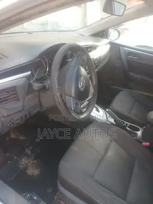 Toyota Corolla 2015 Silver