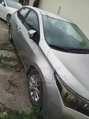 Toyota Corolla 2015 Silver
